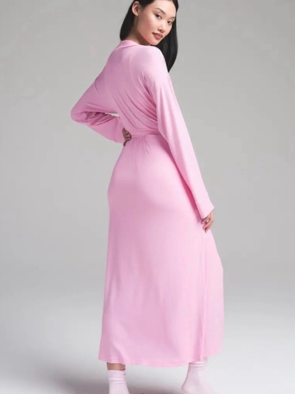 ISO Skims soft lounge long robe bubblegum/onyx - Picture 2 of 3